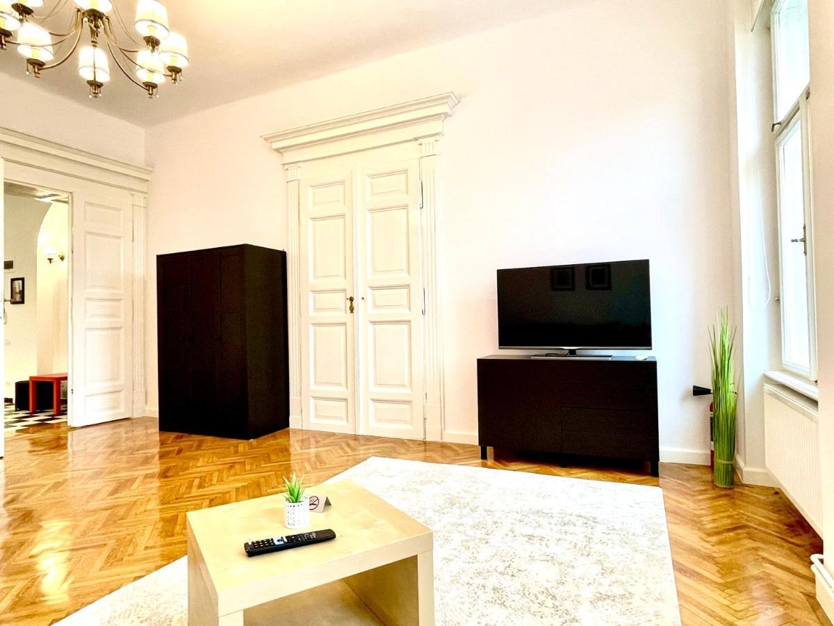 Grandeur Apartment Тимишоара Екстериор снимка