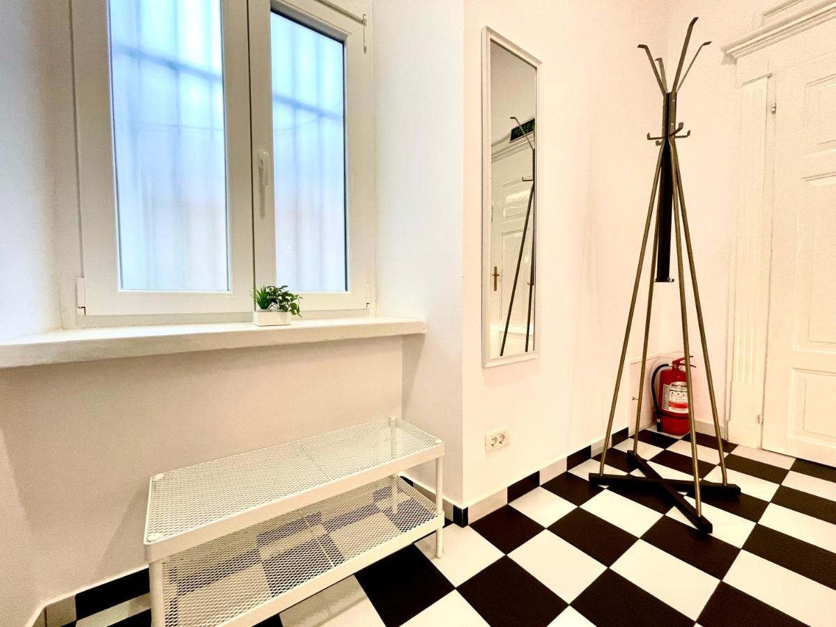 Grandeur Apartment Тимишоара Екстериор снимка